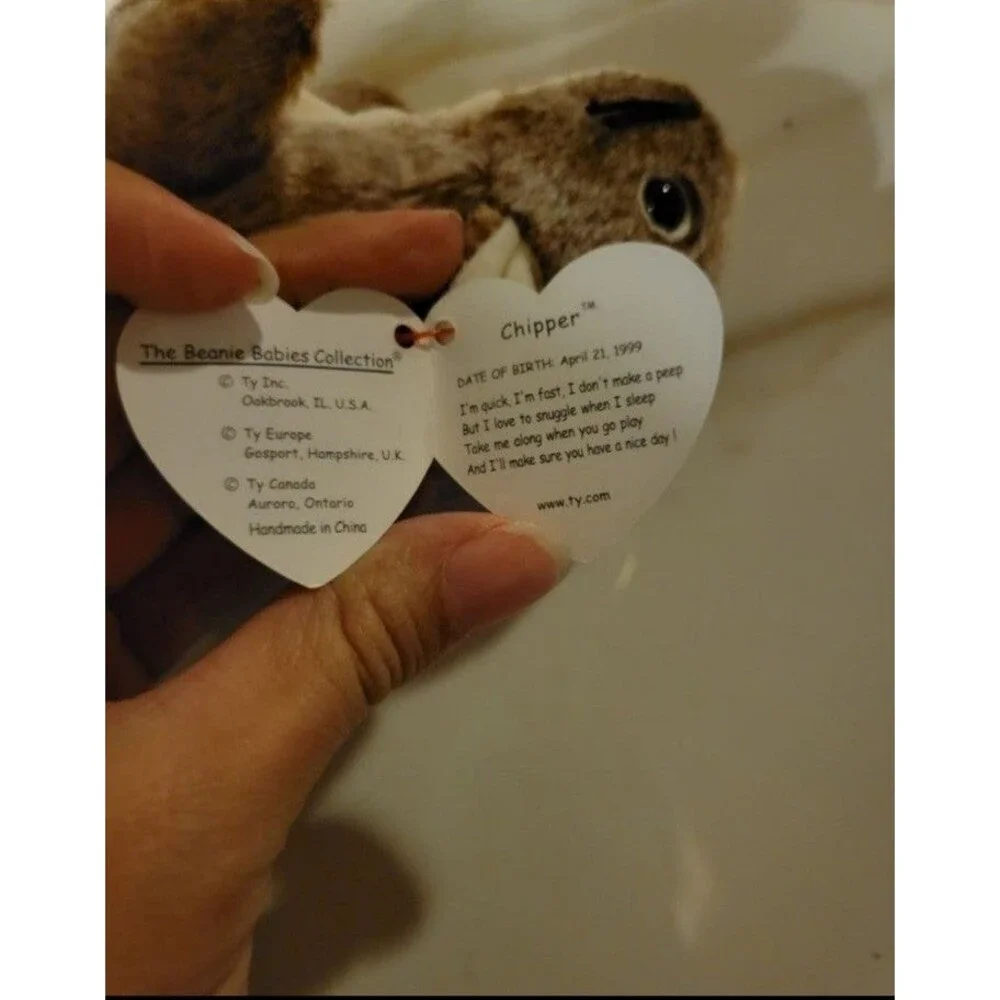Ty Beanie Babies Chipper The Chipmunk